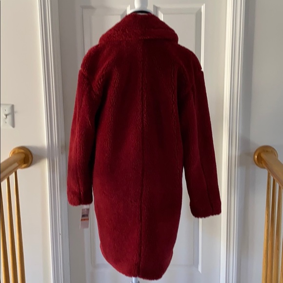 07:12 - Lucky Brand Teddy Faux Fur Jacket - Picture 6 of 12